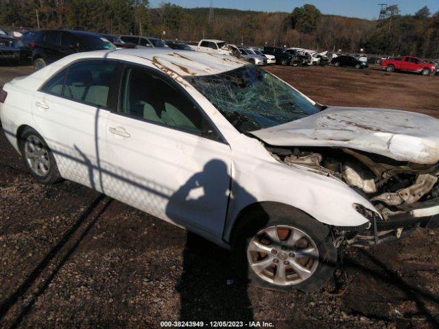 Photo 0 VIN: 4T1BF3EK4BU774682 - TOYOTA CAMRY 