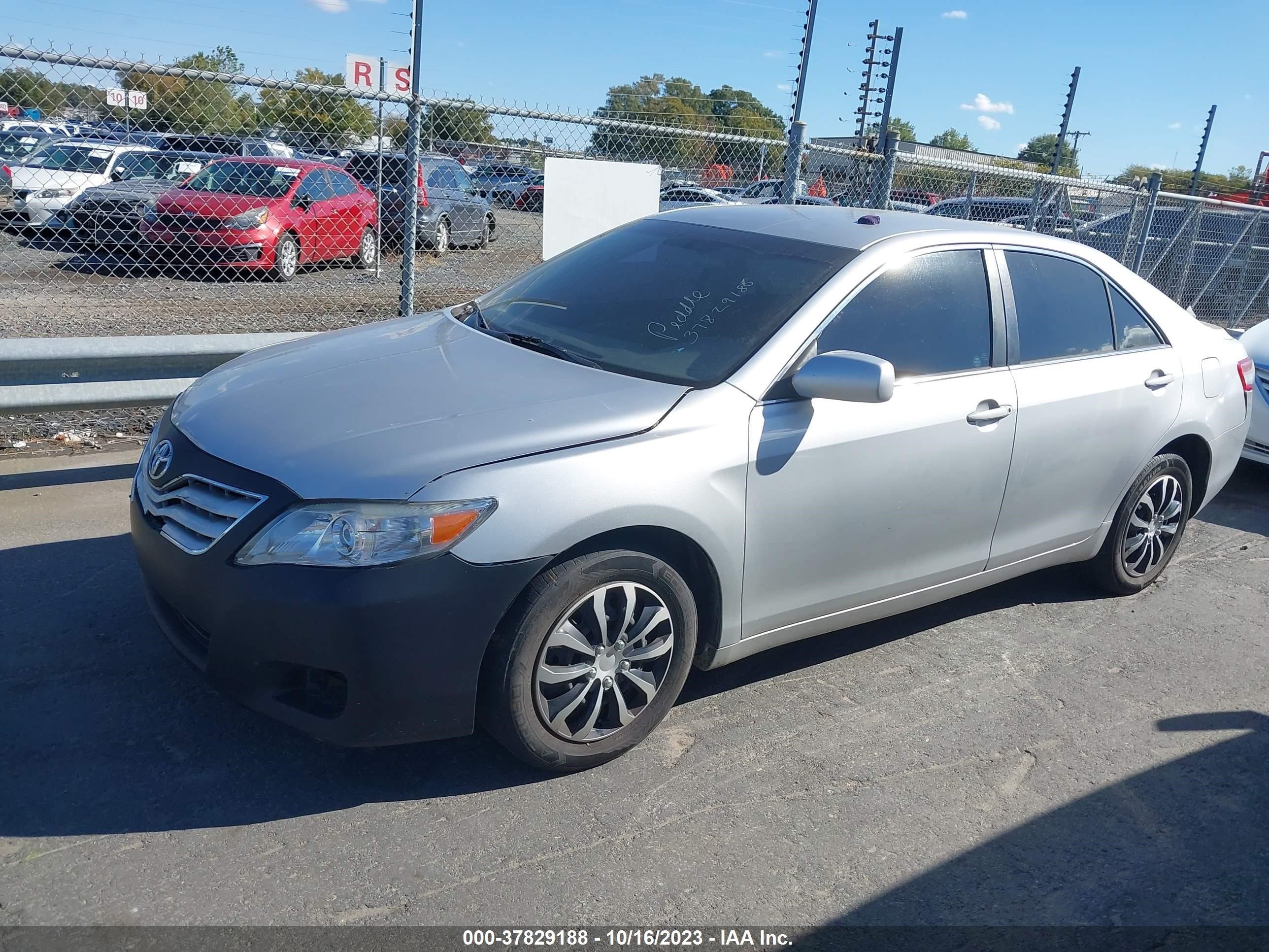 Photo 1 VIN: 4T1BF3EK4BU775542 - TOYOTA CAMRY 