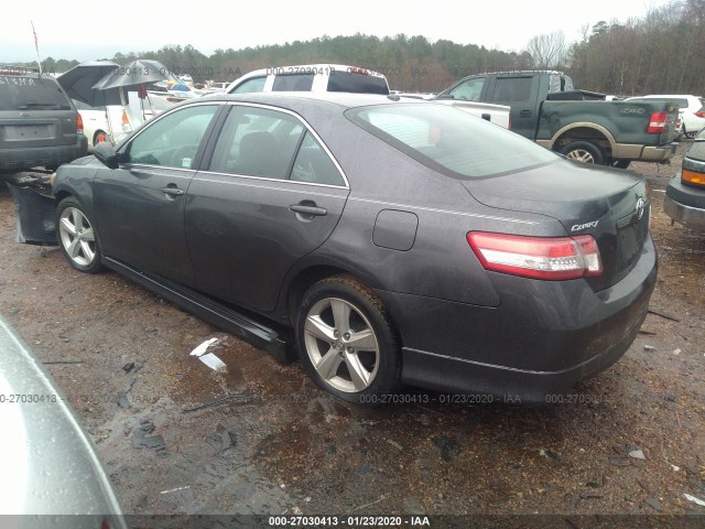 Photo 2 VIN: 4T1BF3EK5AU016977 - TOYOTA CAMRY 