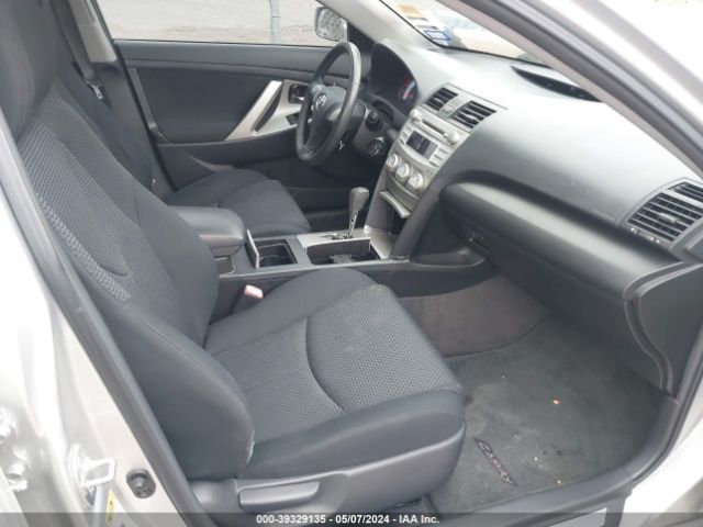 Photo 4 VIN: 4T1BF3EK5AU024836 - TOYOTA CAMRY 