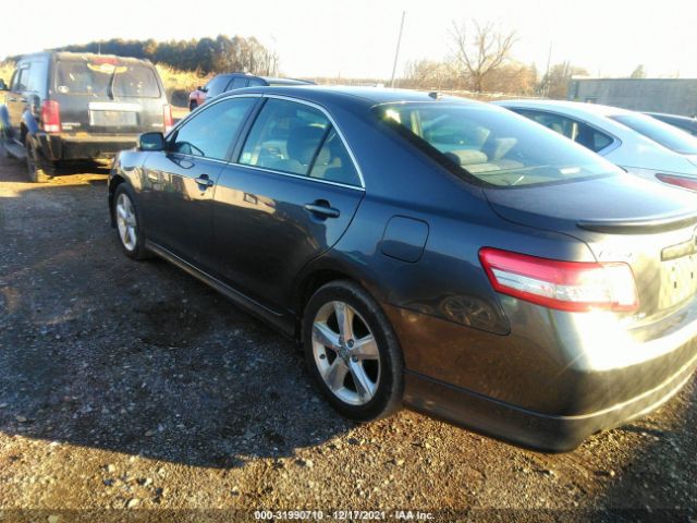 Photo 2 VIN: 4T1BF3EK5AU034086 - TOYOTA CAMRY 