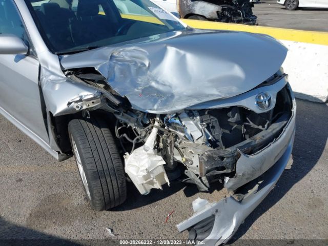 Photo 5 VIN: 4T1BF3EK5AU038283 - TOYOTA CAMRY 