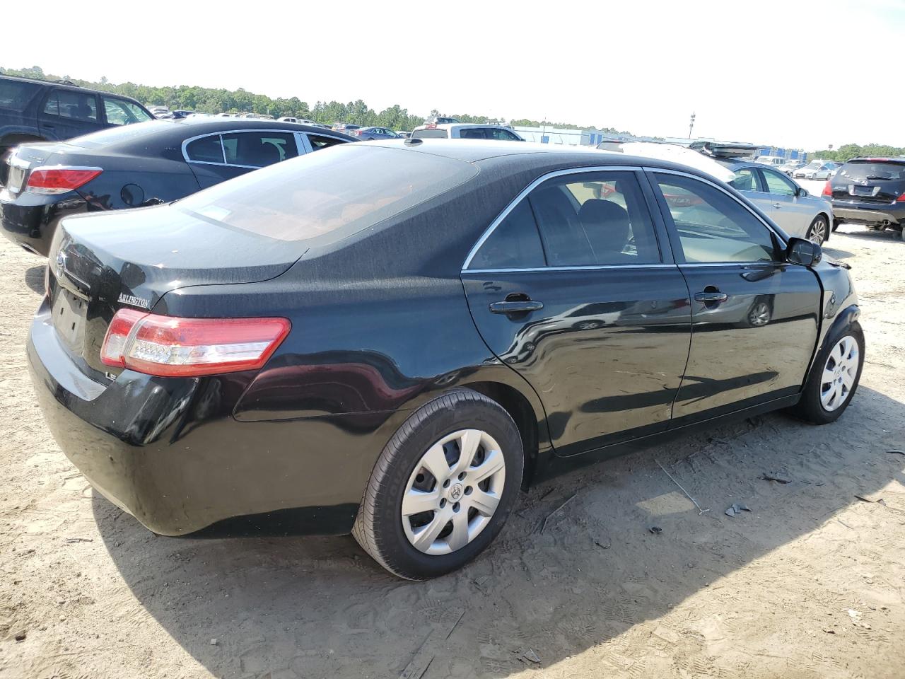 Photo 2 VIN: 4T1BF3EK5AU047419 - TOYOTA CAMRY 