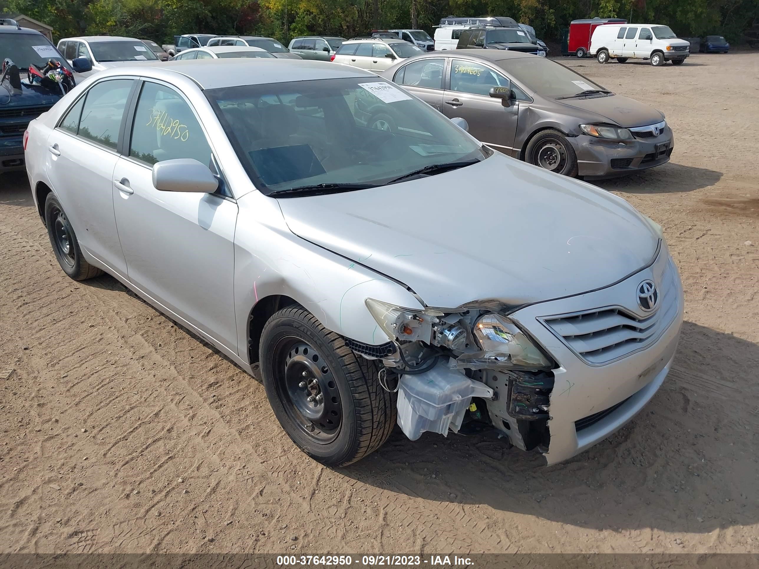 Photo 0 VIN: 4T1BF3EK5AU051647 - TOYOTA CAMRY 