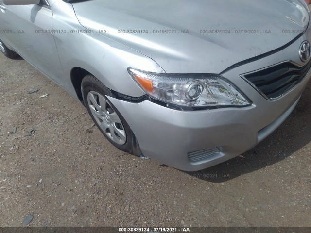 Photo 5 VIN: 4T1BF3EK5AU072594 - TOYOTA CAMRY 