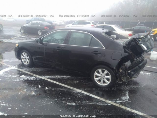 Photo 2 VIN: 4T1BF3EK5AU104704 - TOYOTA CAMRY 