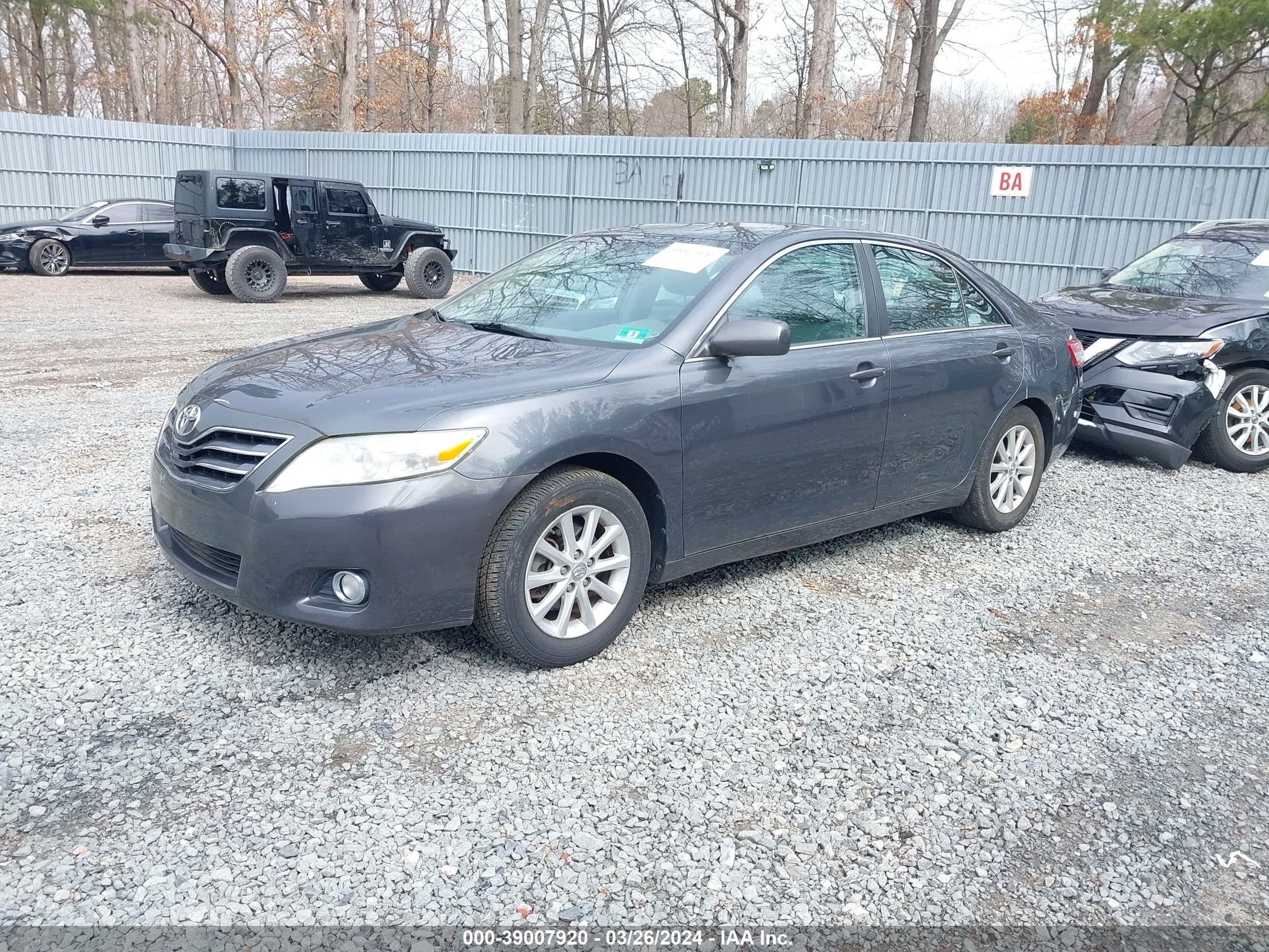 Photo 1 VIN: 4T1BF3EK5AU111006 - TOYOTA CAMRY 