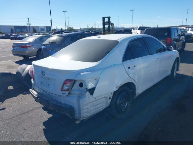 Photo 3 VIN: 4T1BF3EK5AU518887 - TOYOTA CAMRY 