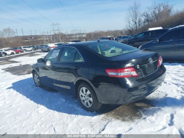 Photo 2 VIN: 4T1BF3EK5AU523698 - TOYOTA CAMRY 