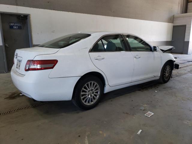 Photo 2 VIN: 4T1BF3EK5AU529677 - TOYOTA CAMRY 