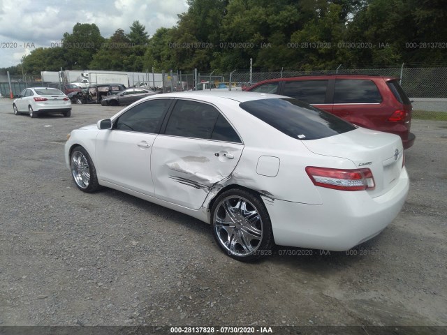 Photo 2 VIN: 4T1BF3EK5AU536595 - TOYOTA CAMRY 