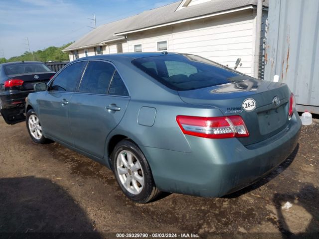 Photo 2 VIN: 4T1BF3EK5AU567345 - TOYOTA CAMRY 