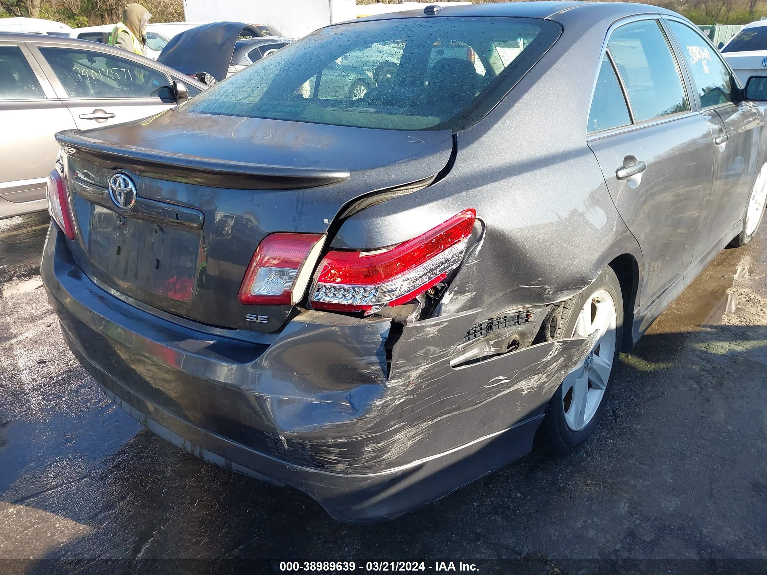 Photo 16 VIN: 4T1BF3EK5BU209910 - TOYOTA CAMRY 