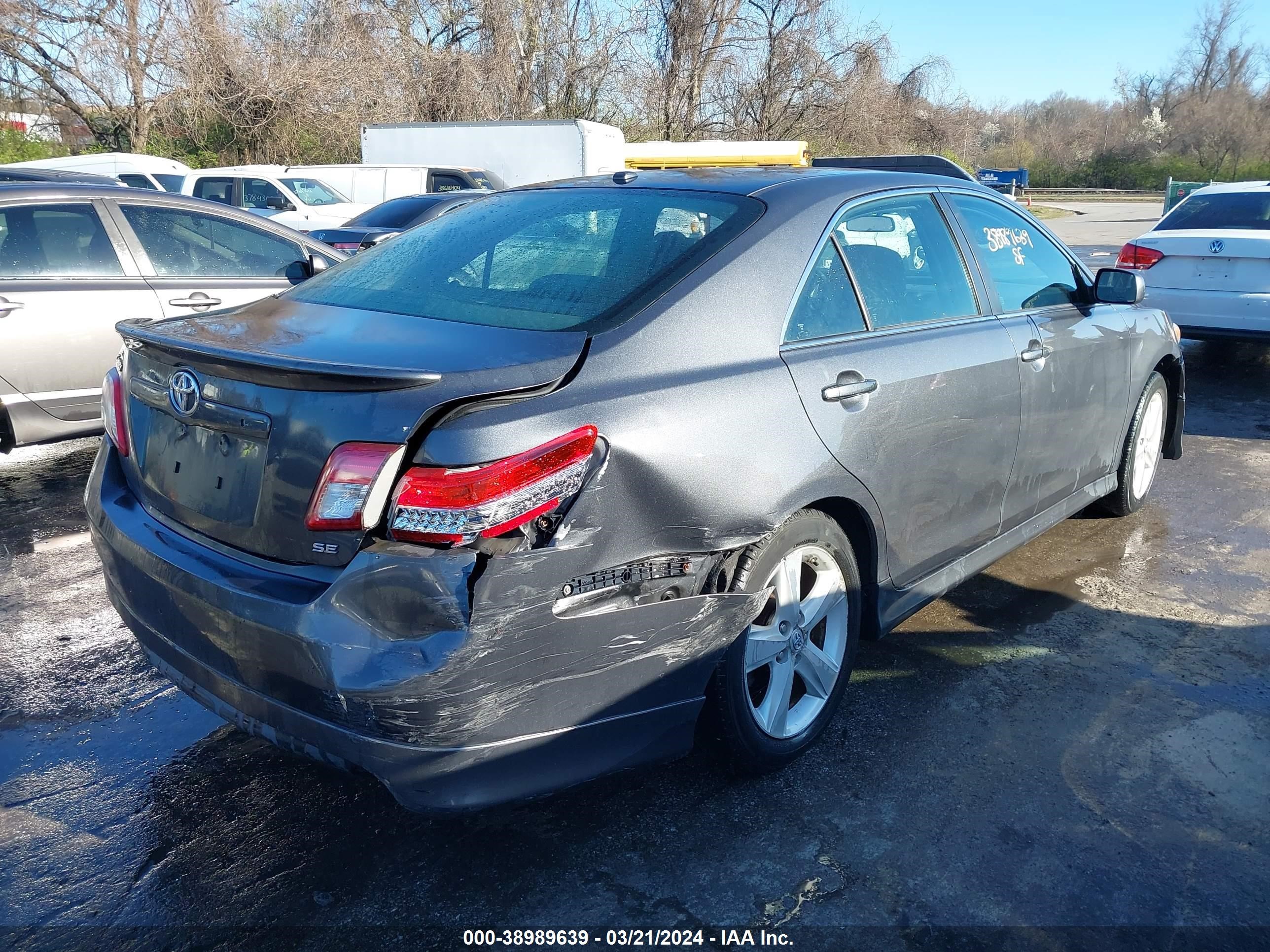 Photo 3 VIN: 4T1BF3EK5BU209910 - TOYOTA CAMRY 