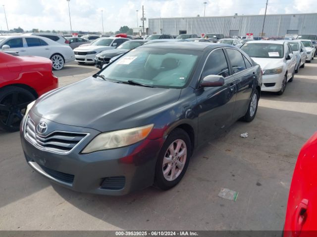 Photo 1 VIN: 4T1BF3EK5BU633233 - TOYOTA CAMRY 