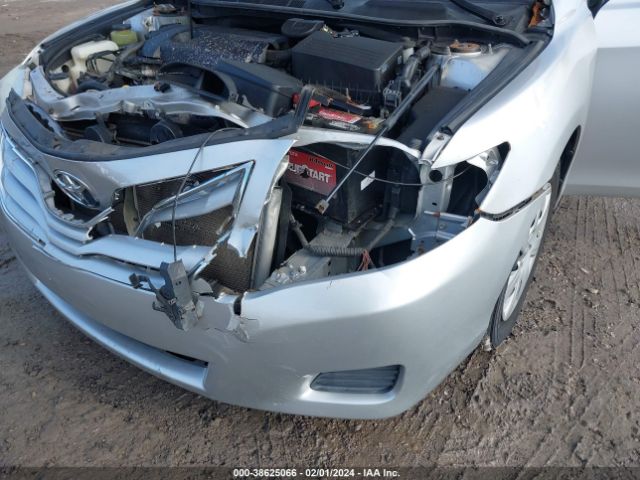 Photo 5 VIN: 4T1BF3EK5BU673697 - TOYOTA CAMRY 