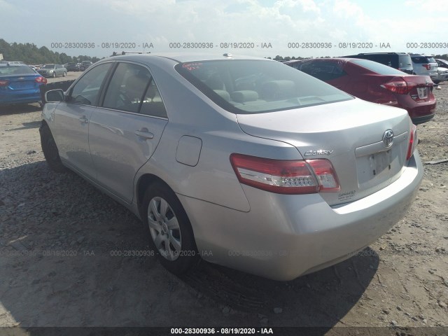 Photo 2 VIN: 4T1BF3EK5BU677040 - TOYOTA CAMRY 