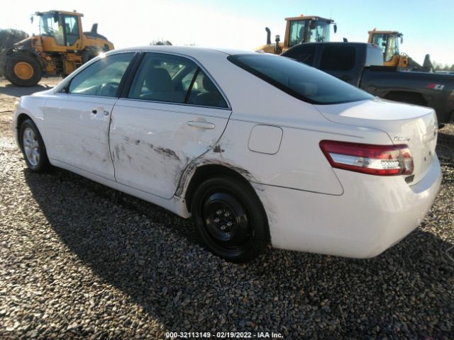 Photo 2 VIN: 4T1BF3EK5BU687079 - TOYOTA CAMRY 