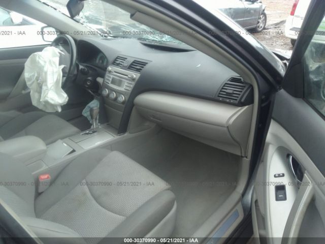 Photo 4 VIN: 4T1BF3EK5BU703412 - TOYOTA CAMRY 