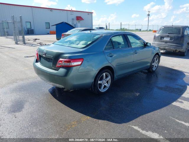 Photo 3 VIN: 4T1BF3EK5BU732070 - TOYOTA CAMRY 