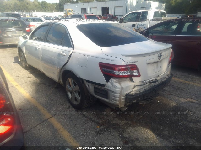 Photo 2 VIN: 4T1BF3EK5BU748155 - TOYOTA CAMRY 