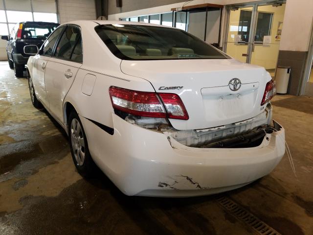 Photo 2 VIN: 4T1BF3EK5BU749581 - TOYOTA CAMRY BASE 