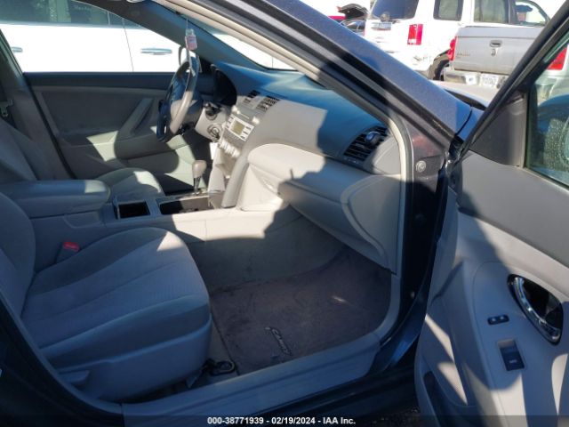 Photo 4 VIN: 4T1BF3EK5BU762699 - TOYOTA CAMRY 