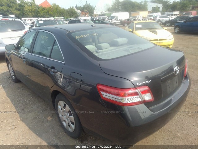 Photo 2 VIN: 4T1BF3EK6AU005924 - TOYOTA CAMRY 