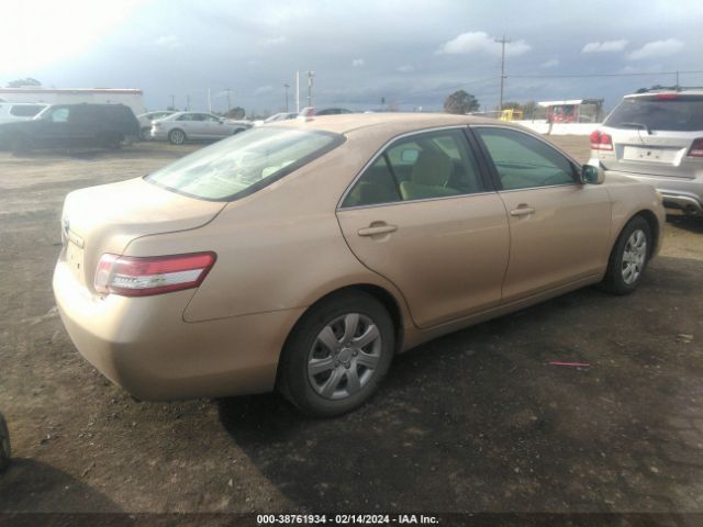 Photo 3 VIN: 4T1BF3EK6AU015563 - TOYOTA CAMRY 