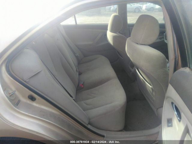 Photo 7 VIN: 4T1BF3EK6AU015563 - TOYOTA CAMRY 