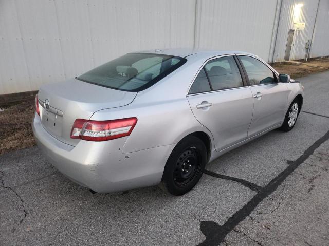 Photo 3 VIN: 4T1BF3EK6AU027292 - TOYOTA CAMRY 