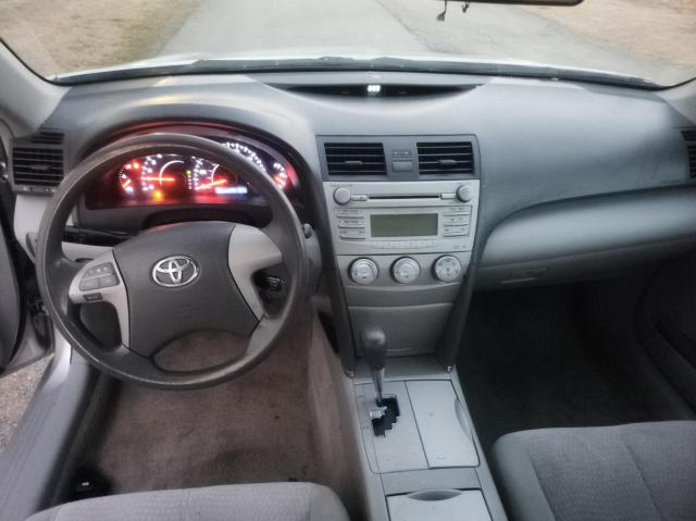 Photo 8 VIN: 4T1BF3EK6AU027292 - TOYOTA CAMRY 