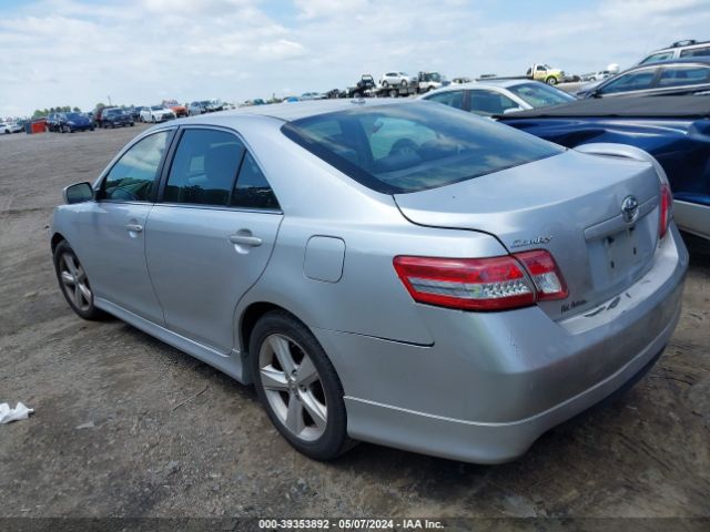 Photo 2 VIN: 4T1BF3EK6AU503380 - TOYOTA CAMRY 