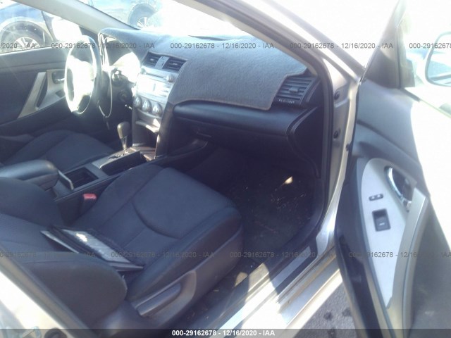 Photo 4 VIN: 4T1BF3EK6AU504111 - TOYOTA CAMRY 