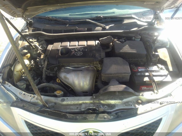 Photo 9 VIN: 4T1BF3EK6AU504111 - TOYOTA CAMRY 