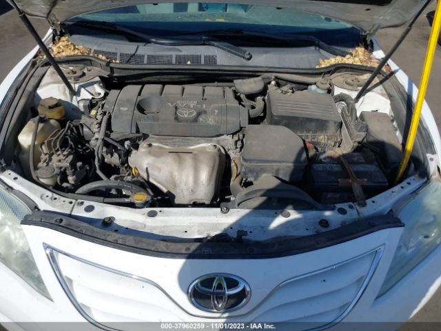 Photo 9 VIN: 4T1BF3EK6AU520566 - TOYOTA CAMRY 