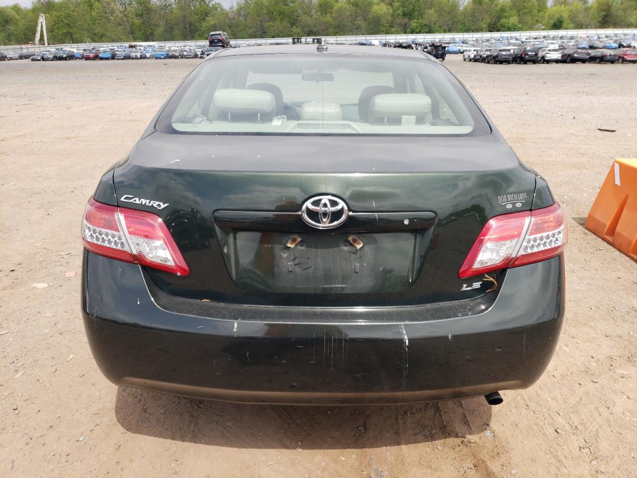 Photo 5 VIN: 4T1BF3EK6AU522897 - TOYOTA CAMRY 