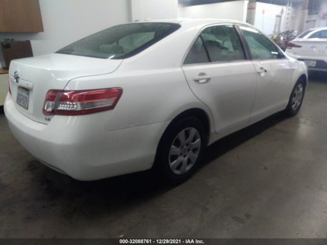 Photo 3 VIN: 4T1BF3EK6AU525833 - TOYOTA CAMRY 