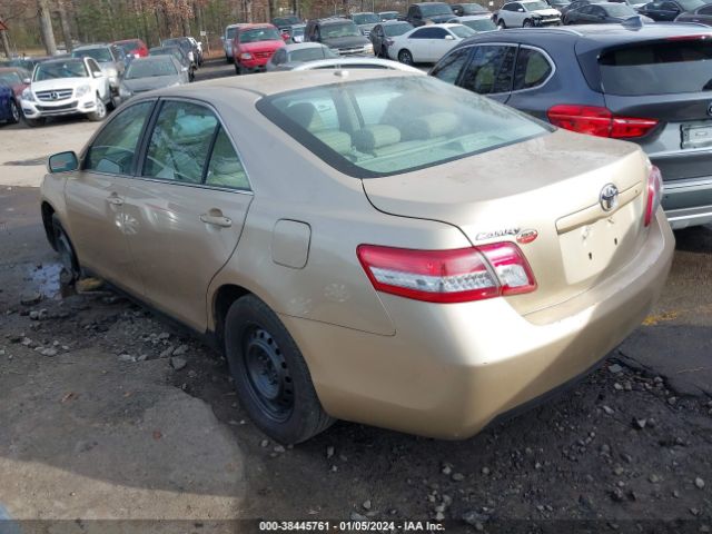 Photo 2 VIN: 4T1BF3EK6BU132853 - TOYOTA CAMRY 