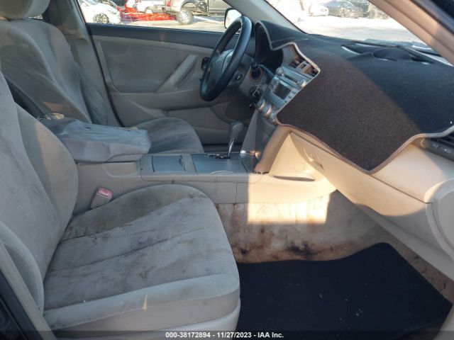 Photo 4 VIN: 4T1BF3EK6BU147918 - TOYOTA CAMRY 