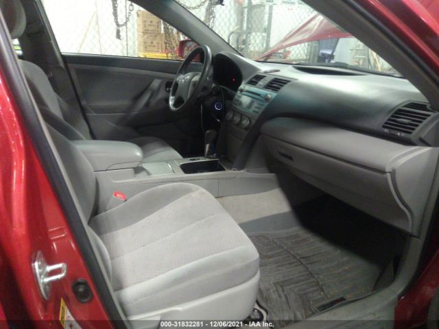 Photo 4 VIN: 4T1BF3EK6BU180353 - TOYOTA CAMRY 