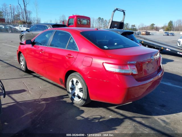 Photo 2 VIN: 4T1BF3EK6BU182913 - TOYOTA CAMRY 