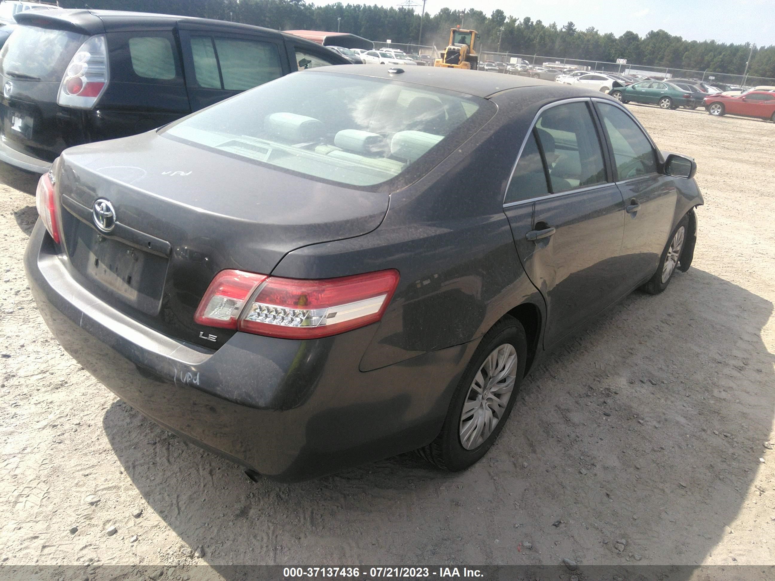 Photo 3 VIN: 4T1BF3EK6BU190591 - TOYOTA CAMRY 