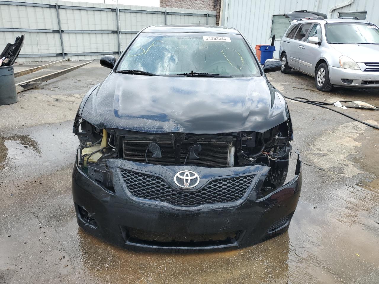 Photo 4 VIN: 4T1BF3EK6BU204957 - TOYOTA CAMRY 