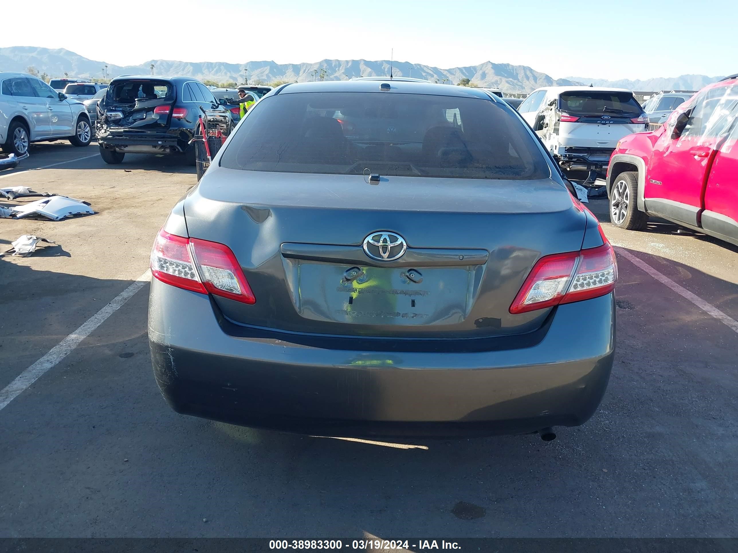 Photo 15 VIN: 4T1BF3EK6BU213772 - TOYOTA CAMRY 