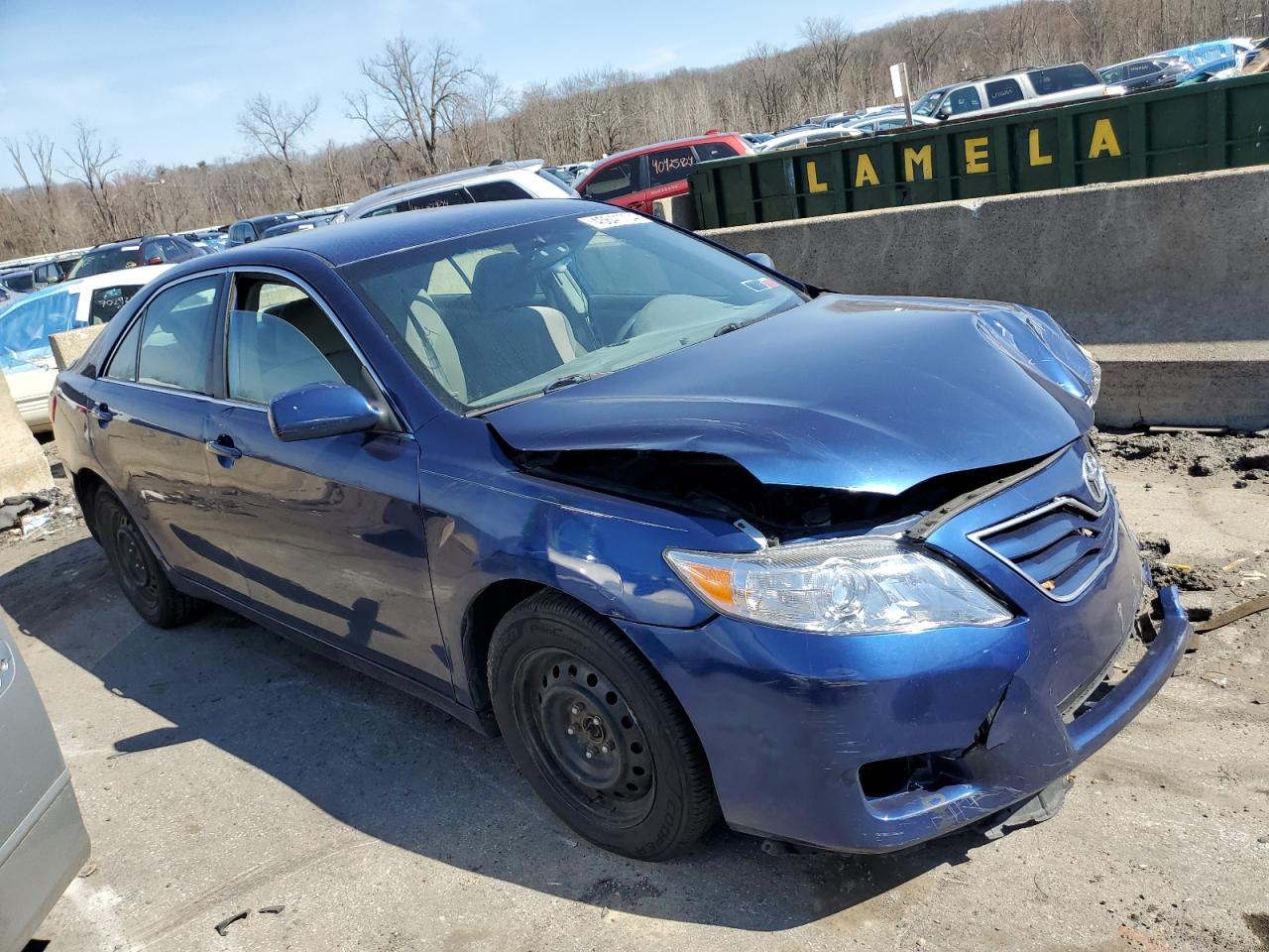 Photo 3 VIN: 4T1BF3EK6BU582535 - TOYOTA CAMRY 