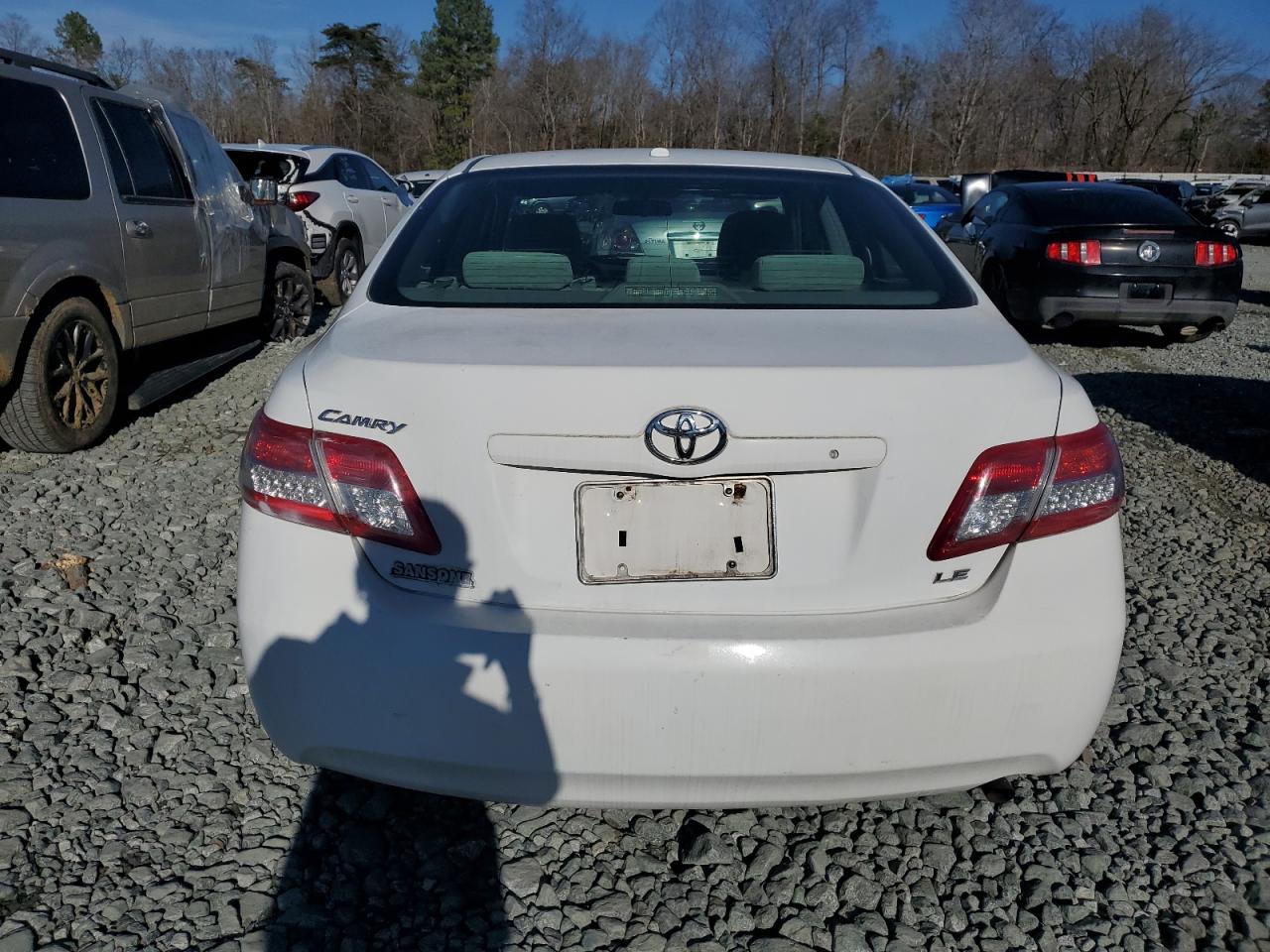 Photo 5 VIN: 4T1BF3EK6BU585869 - TOYOTA CAMRY 