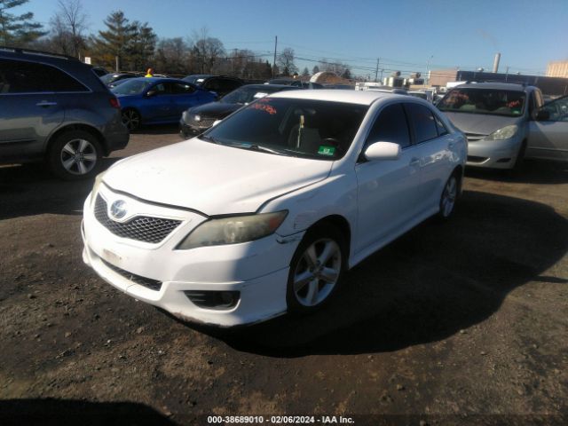 Photo 1 VIN: 4T1BF3EK6BU588786 - TOYOTA CAMRY 