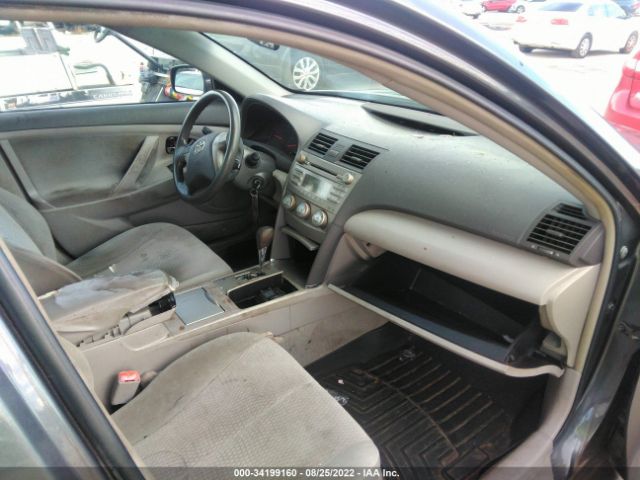 Photo 4 VIN: 4T1BF3EK6BU595611 - TOYOTA CAMRY 