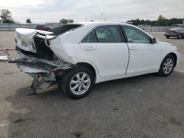 Photo 2 VIN: 4T1BF3EK6BU634827 - TOYOTA CAMRY BASE 